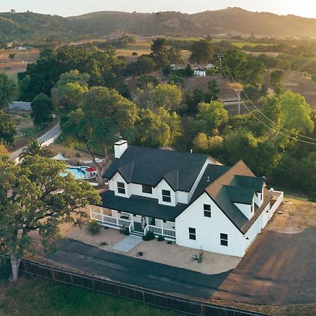 Wine Country Modern Farmhouse With Heated Pool, Hot Tub, Cybertruck Paso Robles Eksteriør billede